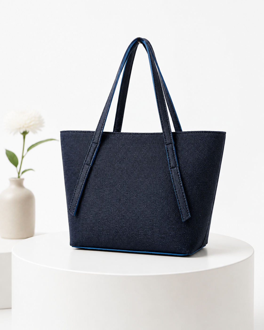 Structured Tote Bag – Minimal Everyday Carry