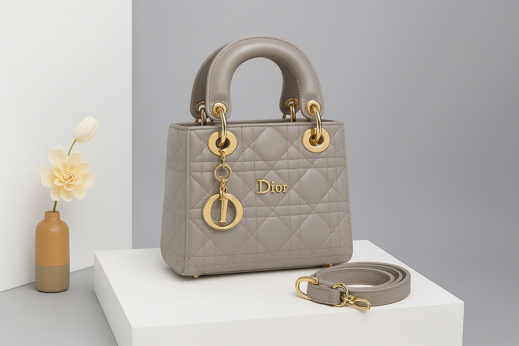 Luxury Style Quilted Handbag with Strap