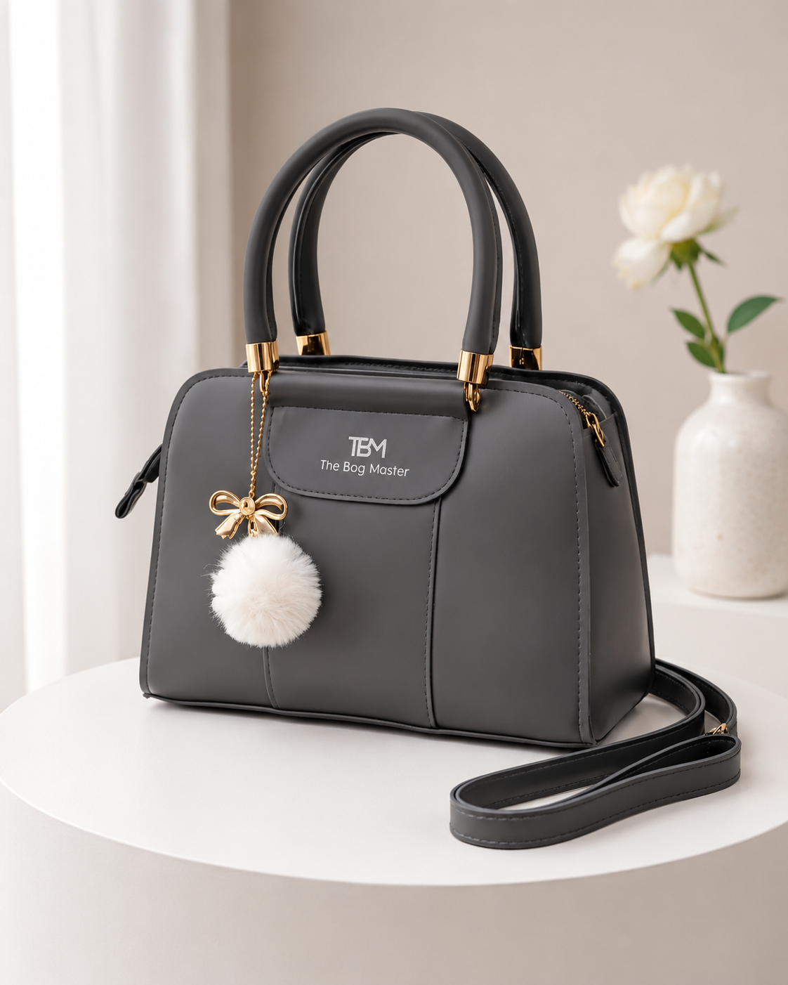 Chic Women’s Bag with Shoulder Strap