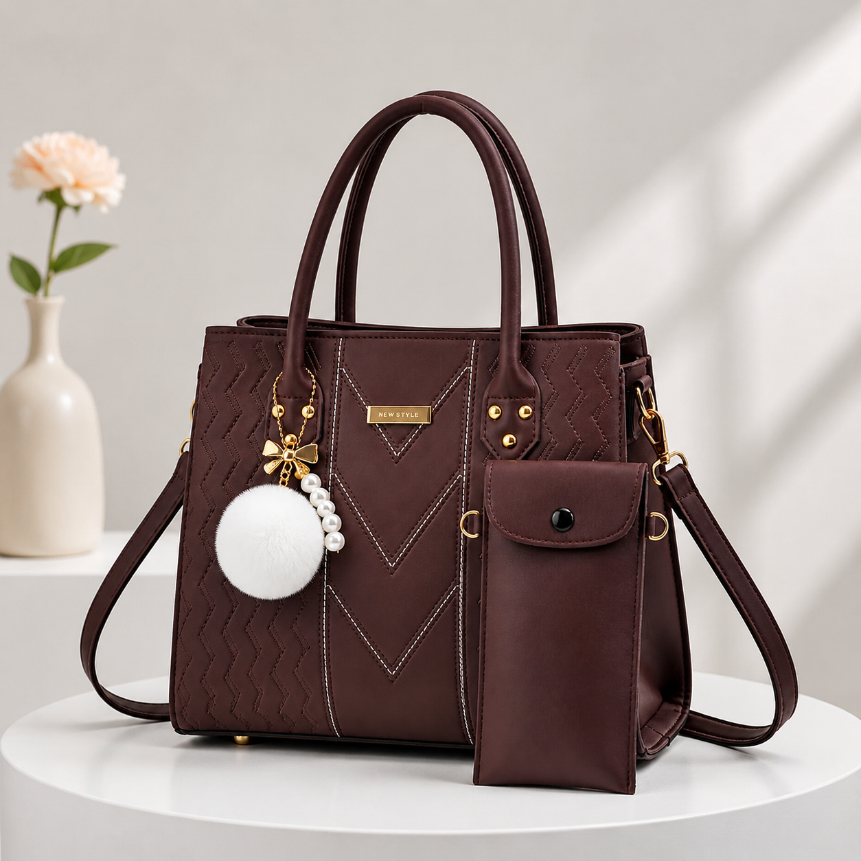 Classic Women’s Handbag and Wallet with Stylish Gold Accents