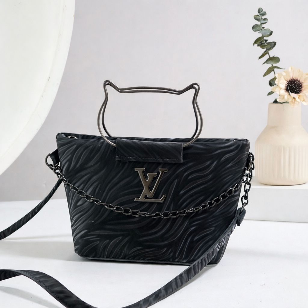 Contemporary Handbag with Unique Handle