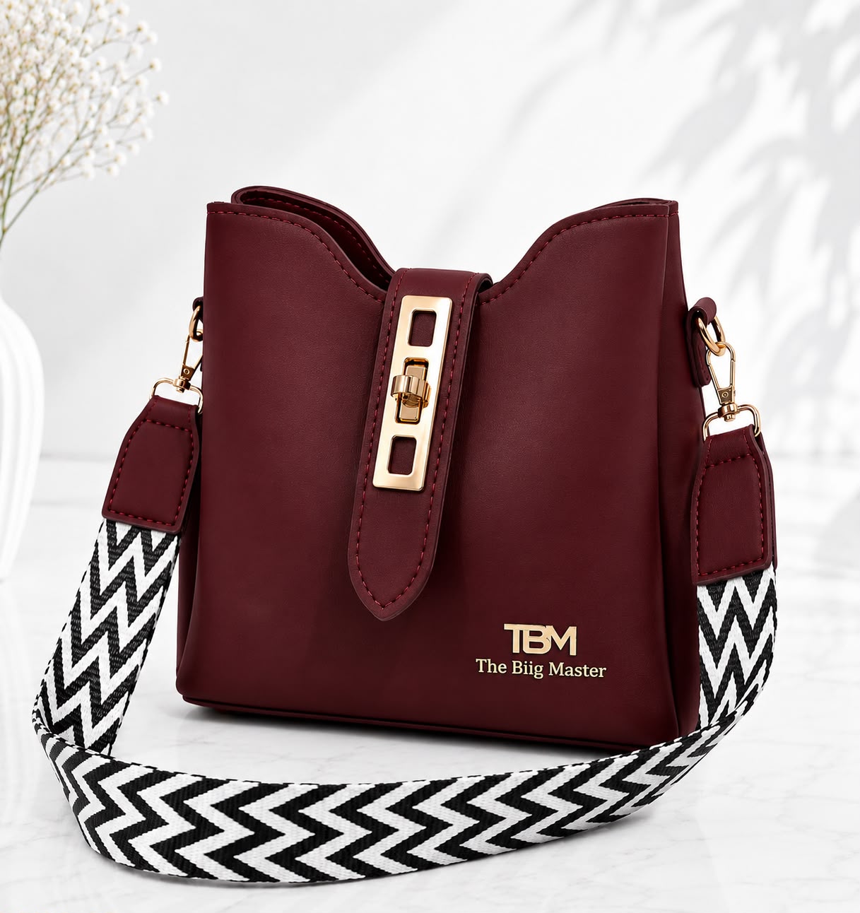 Chevron Strap Crossbody Handbag