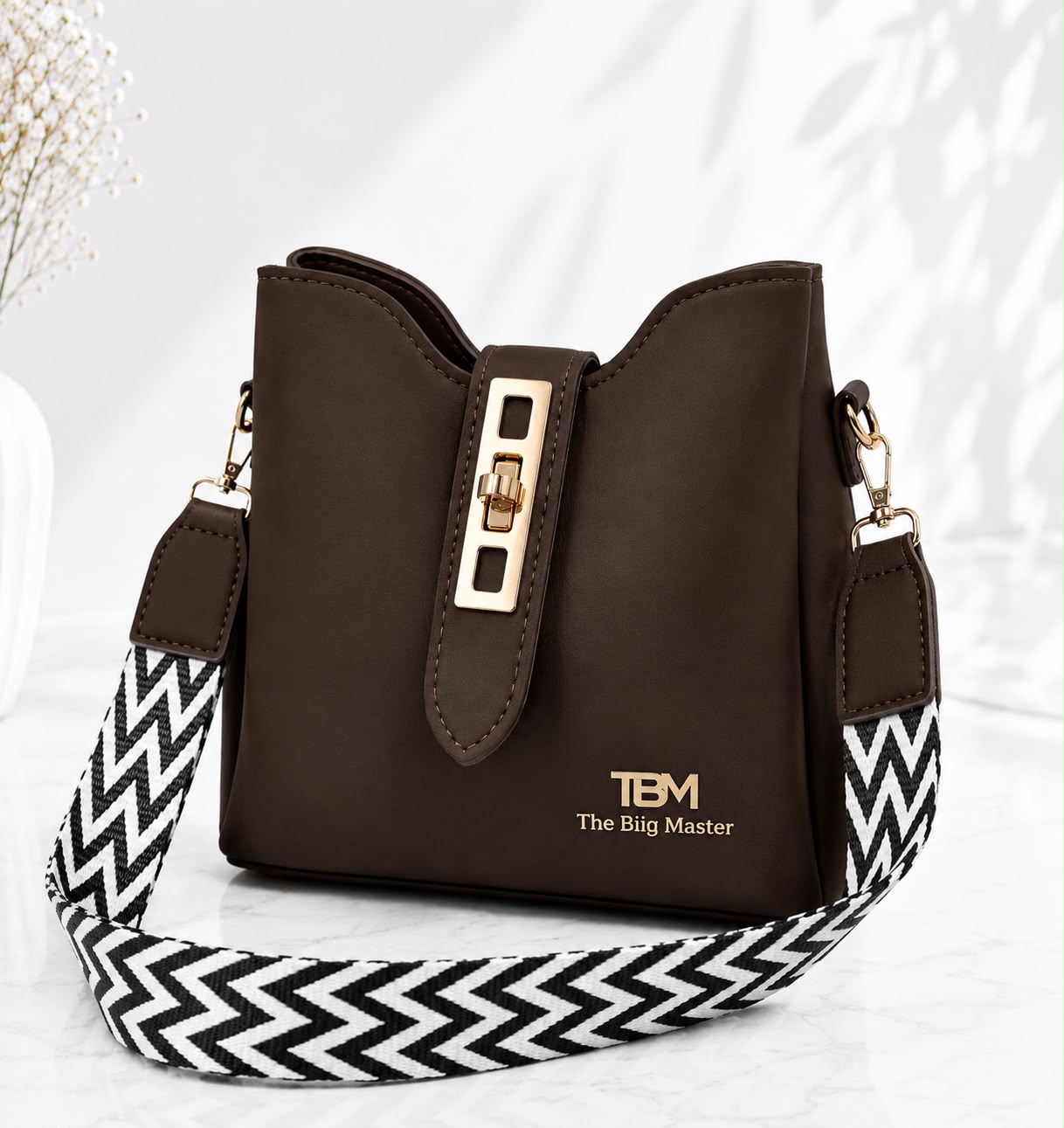 Chevron Strap Crossbody Handbag