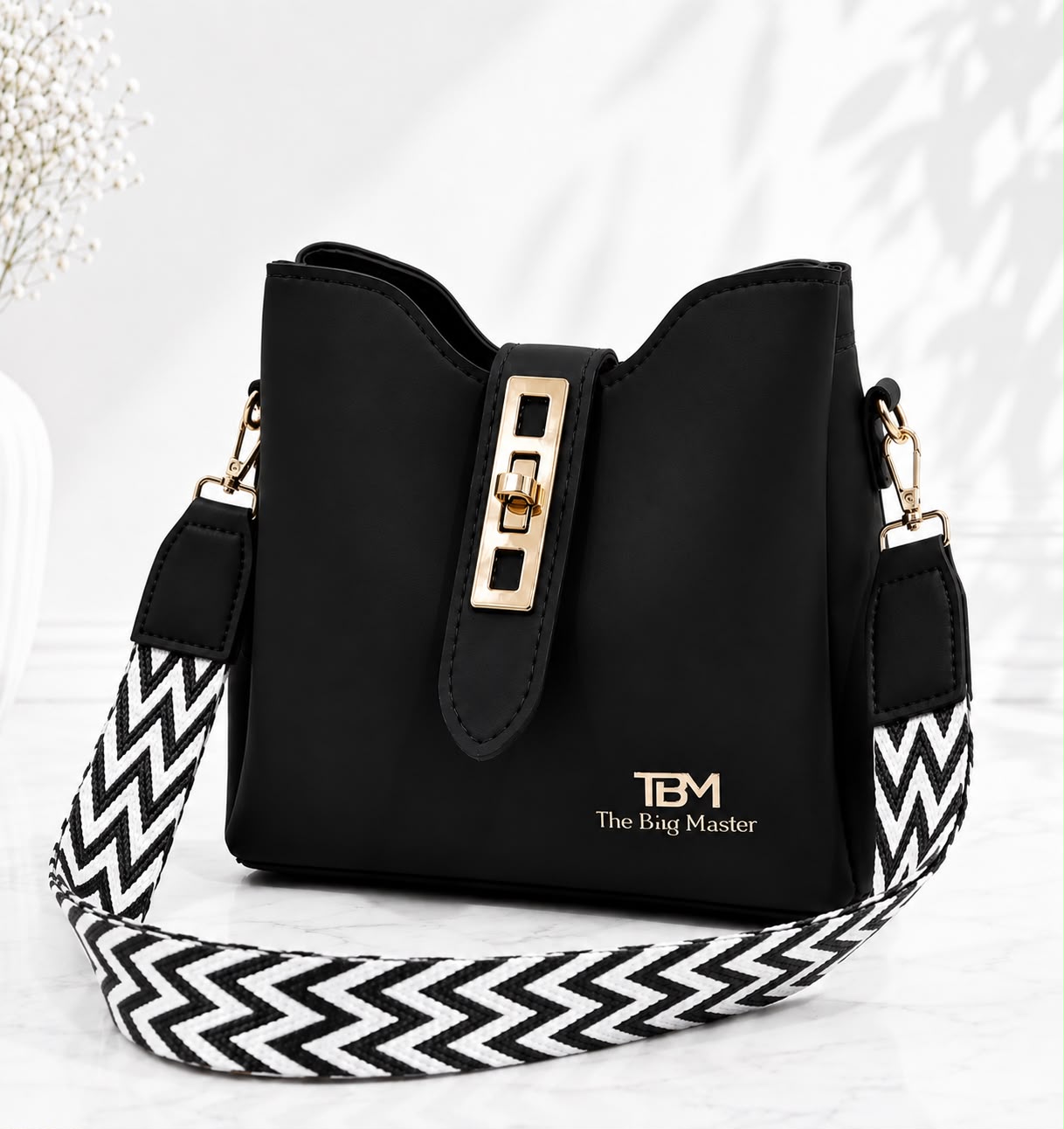 Chevron Strap Crossbody Handbag